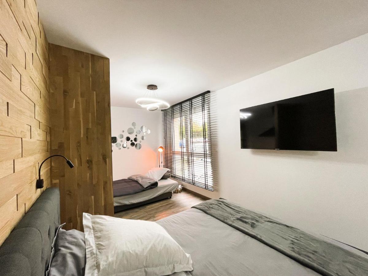 Easy Location - Parking - Free Wifi - Tourism And Business Appartement Freyming-Merlebach Buitenkant foto