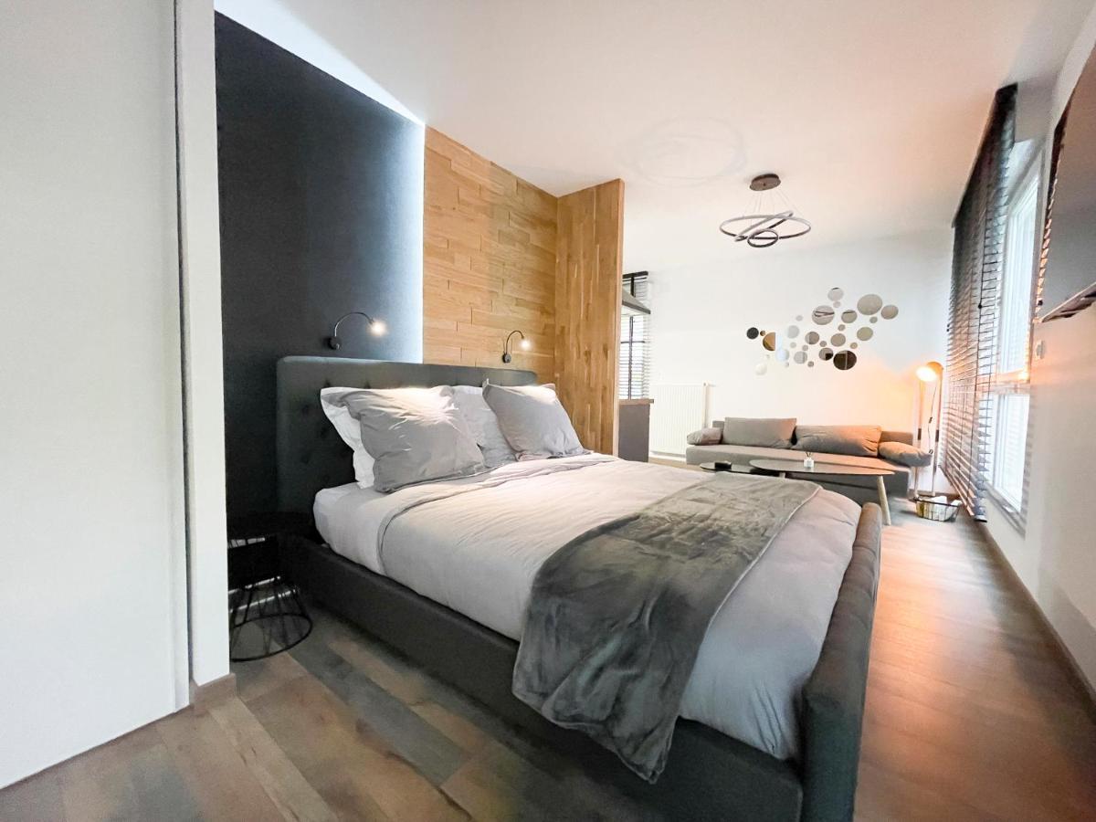 Easy Location - Parking - Free Wifi - Tourism And Business Appartement Freyming-Merlebach Buitenkant foto